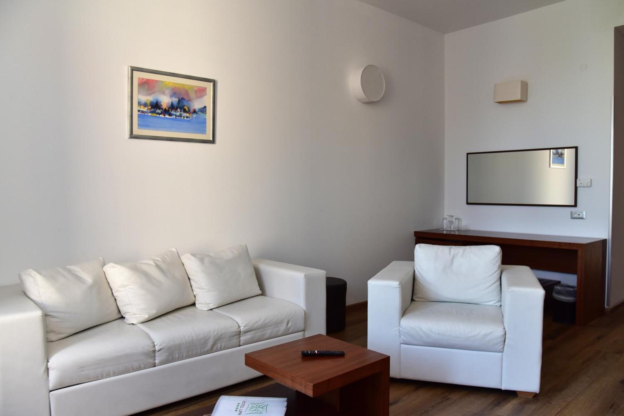 Hotel Lipa Postira Kültér fotó
